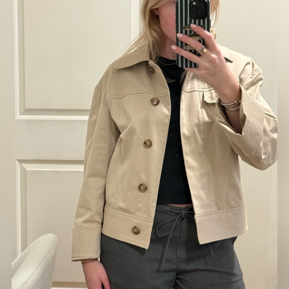 Banana Republic Cropped Trench Coat